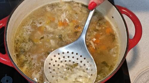Sopa de pollo con vegetales Sopa de pollo con vegetales