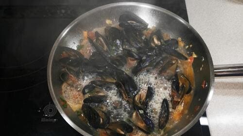 Mejillones a la marinera